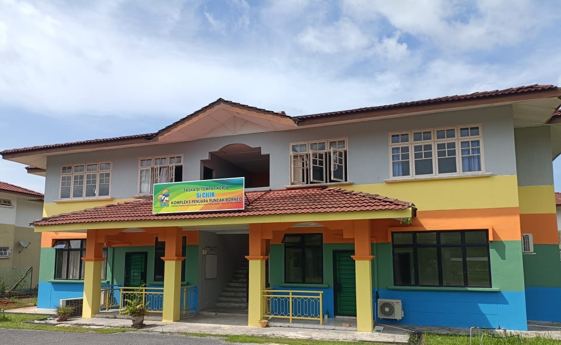 TASKA DI TEMPAT KERJA SI CILIK, KOMPLEKS PENJARA PUNCAK BORNEO